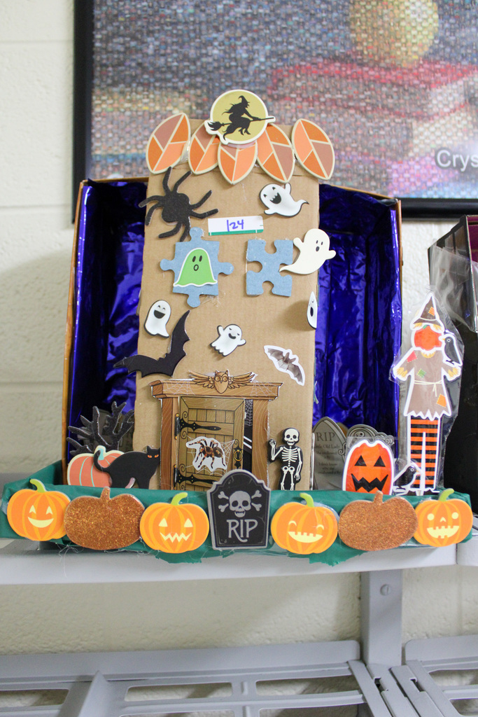 Red Ribbon haunted house