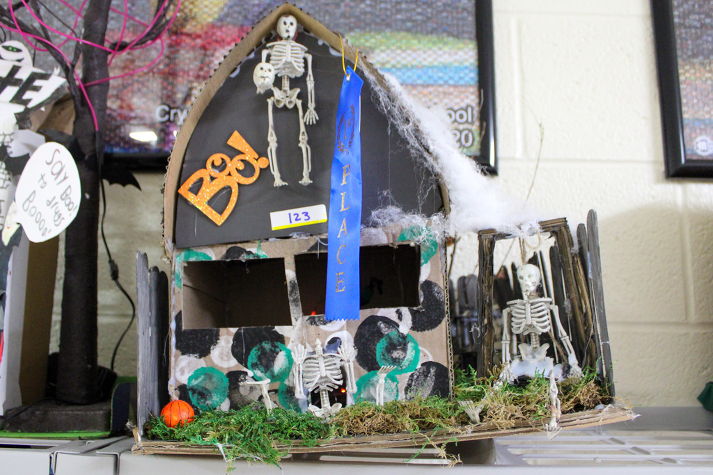 Red Ribbon haunted house