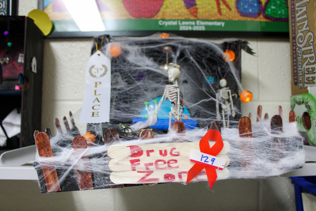 Red Ribbon haunted house