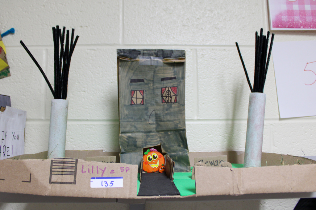 Red Ribbon haunted house