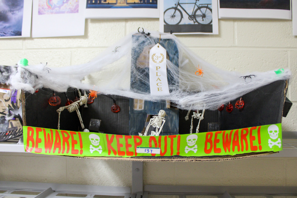 Red Ribbon haunted house