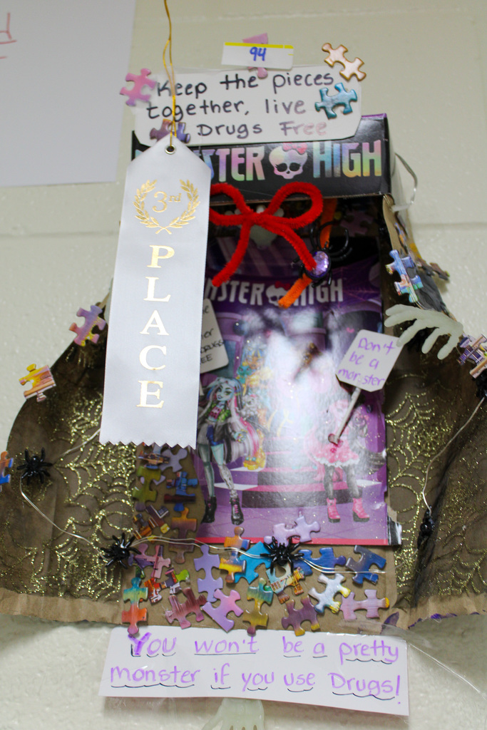 Red Ribbon haunted house