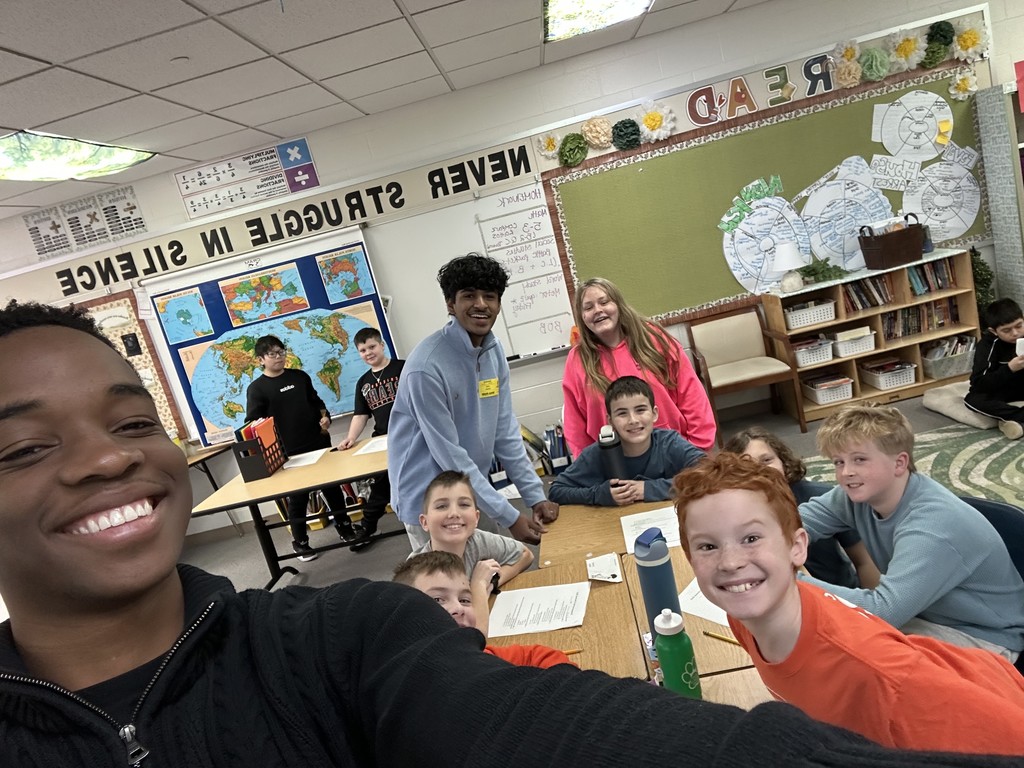 PNHS students visit Lincoln ES students to talk financial literacy
