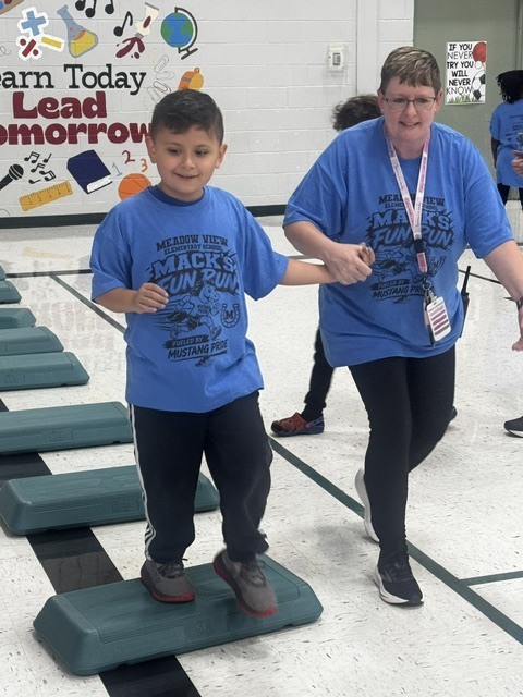 Meadow View ES students inside at the fun run