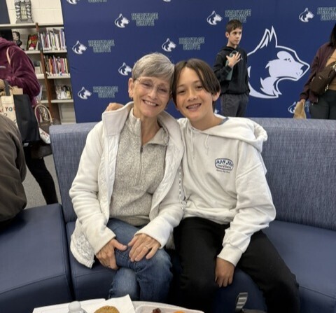 Grandparents or loved ones have lunch with their students 