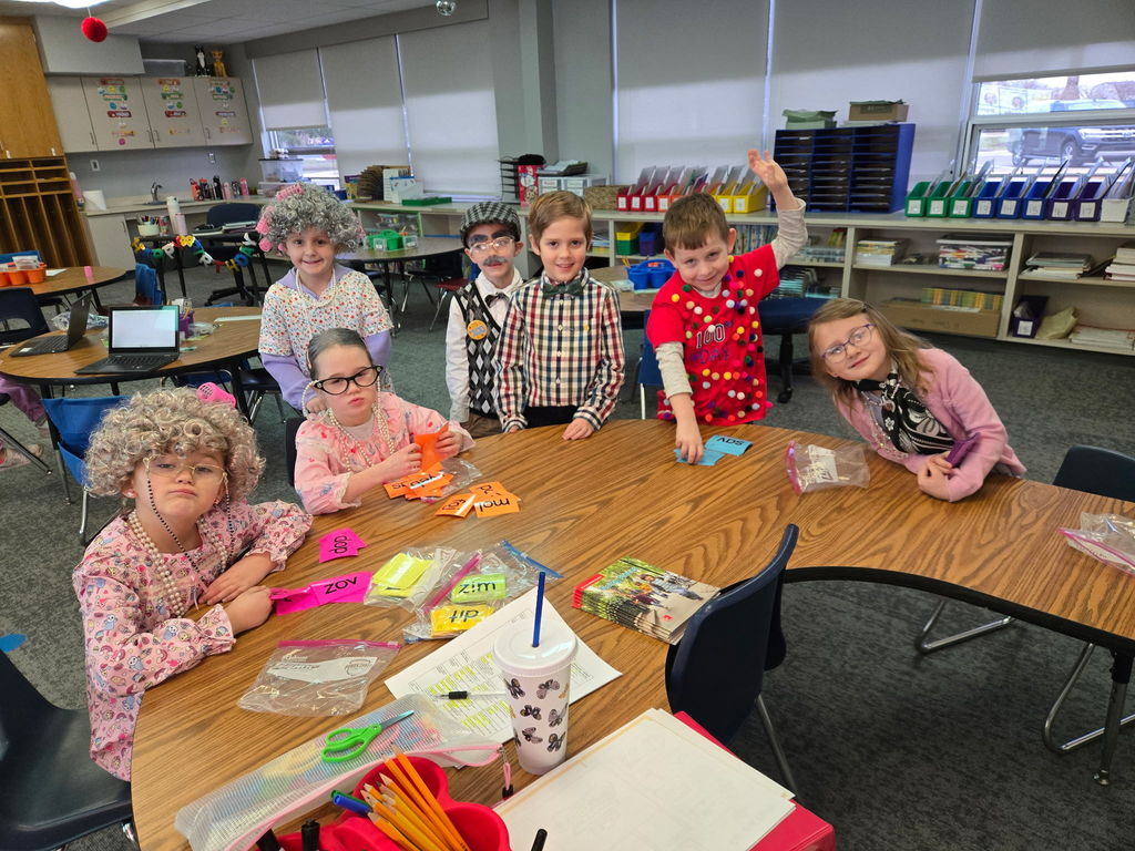 Kindergarten celebrating 100 day
