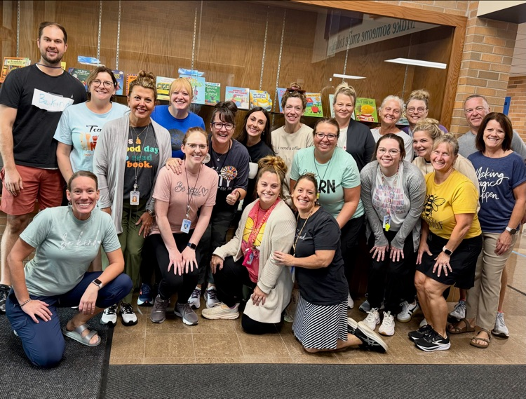 picture of cooper elementary staff 