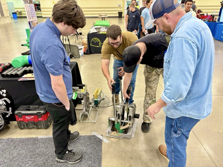 picture of RHS students at a trades expo 