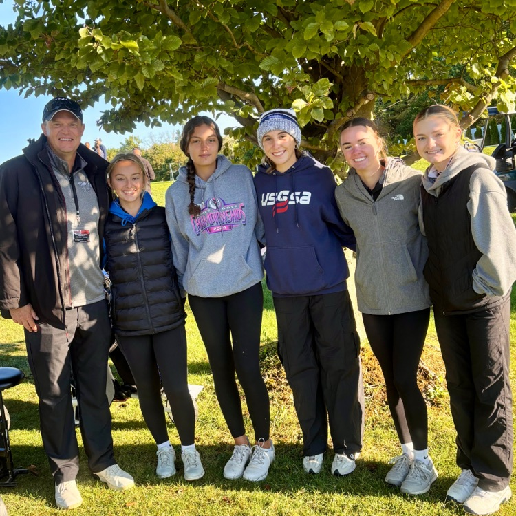 picture of varsity golf team 