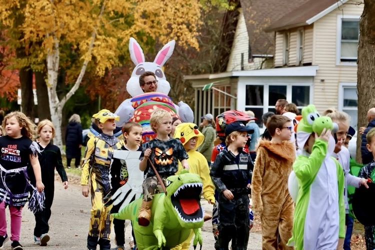 picture of group of students dressed up in Halloween costumes during their Halloween parade