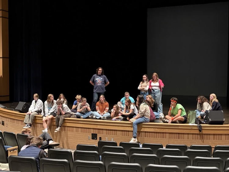 picture of students in rehearsal for their upcoming drama production 