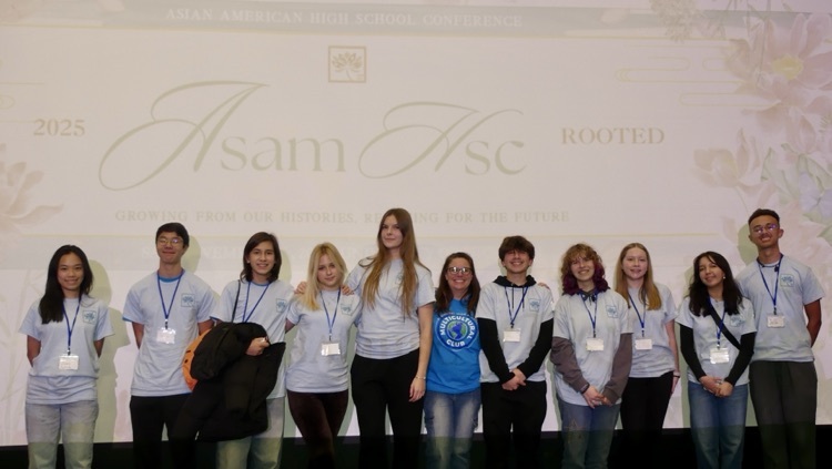 picture of phs multicultural club on a field trip