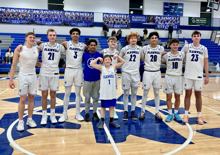 picture of phs varsity basketball team