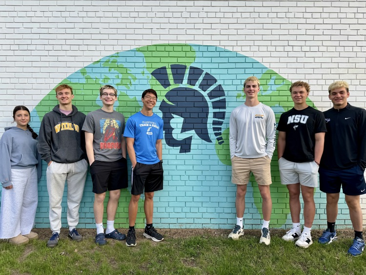 picture of seven phs swim and divers who received academic all state 