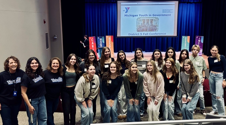 picture of phs youth in government students at an event at kvcc