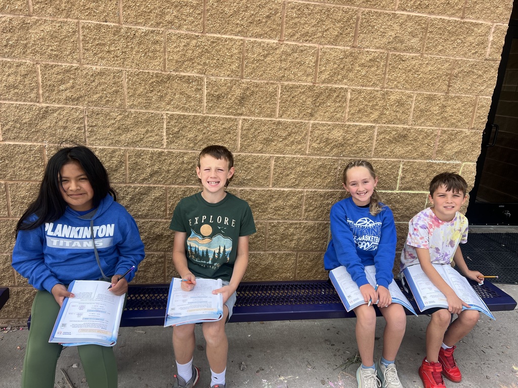 4th graders learning math outside!