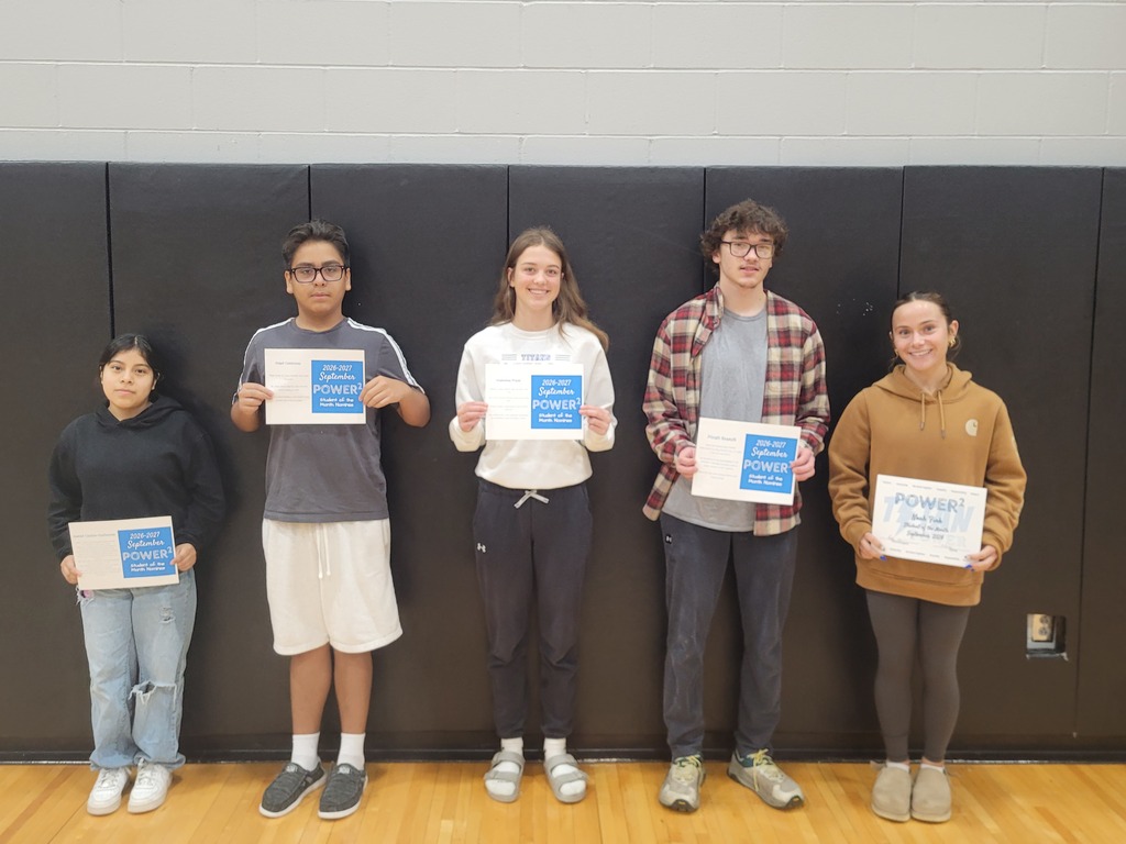 5 high school students who were nominated for student of the month