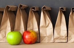 paper bag lunches with two apples