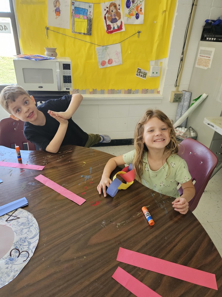 "Both kindergarten classes did so well learning their primary colors by competing to make the longest chain in Mrs. Thomas class! "