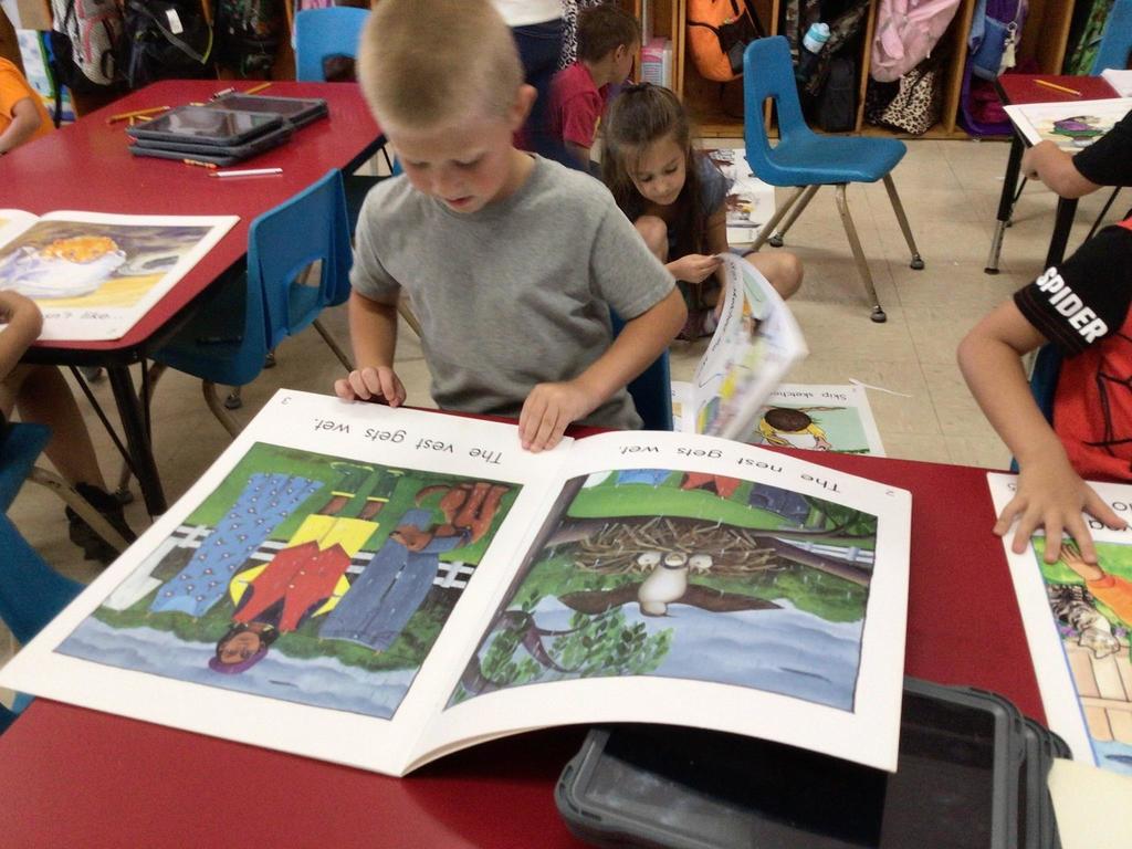 Kindergarten is Wild About Reading!