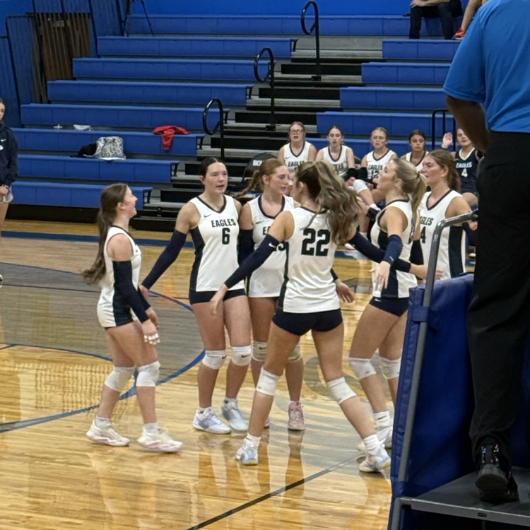 Plato girls volleyball win Bourbon tournament!