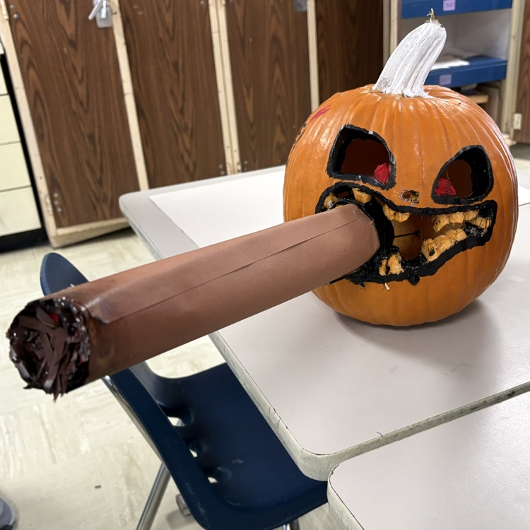 sophomore pumpkin contest