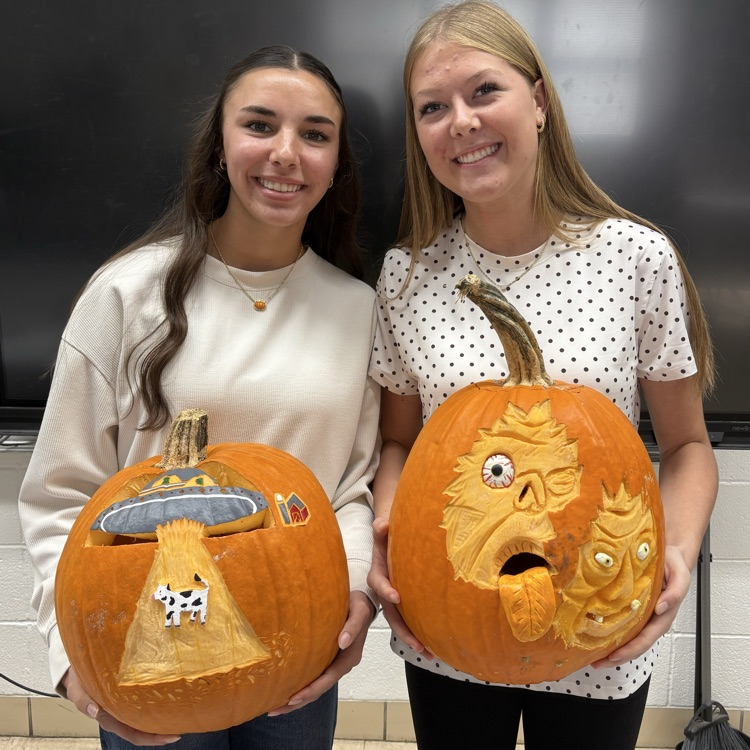 sophomore pumpkin contest