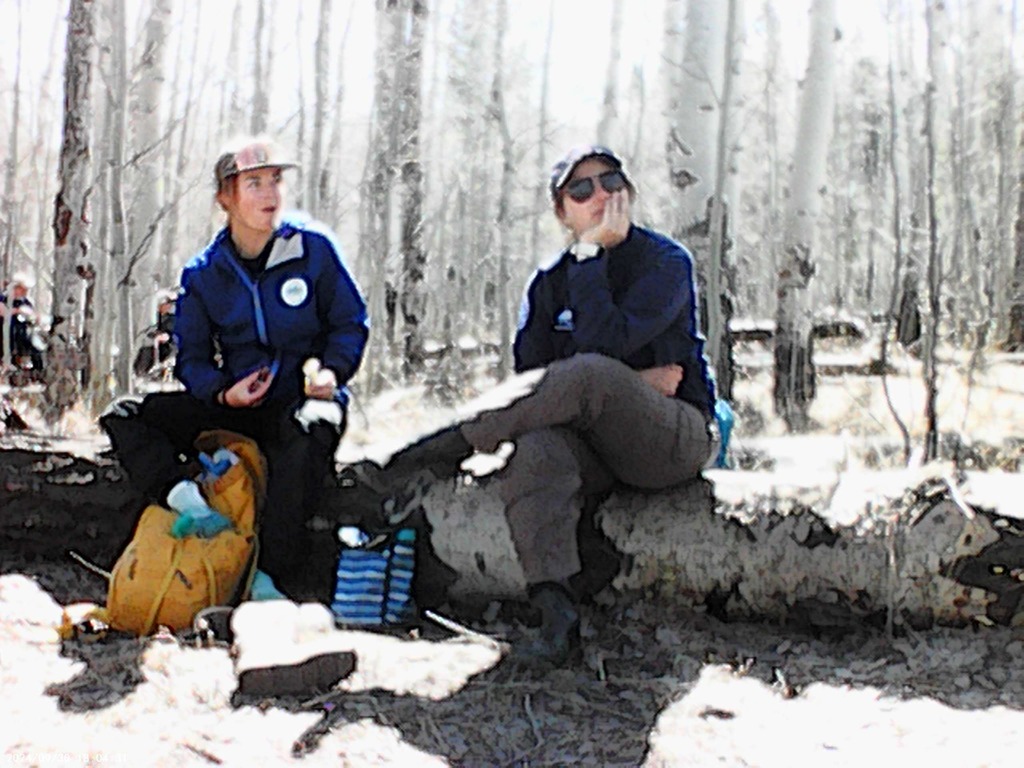 Science students visiting Kelley Campus learning about animal adaptations and bird migrations.