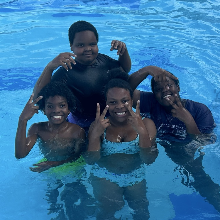 pool party