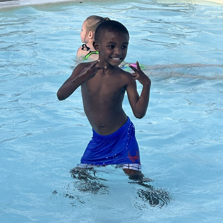 pool party