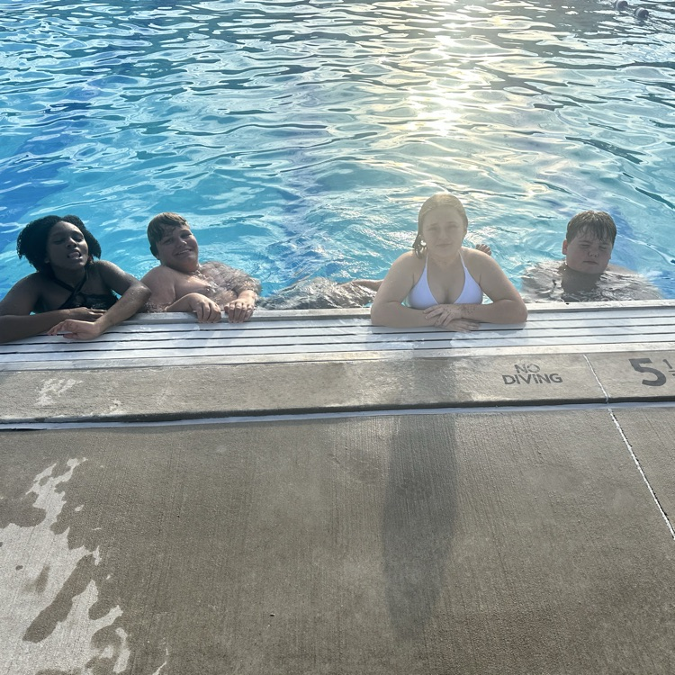 pool party