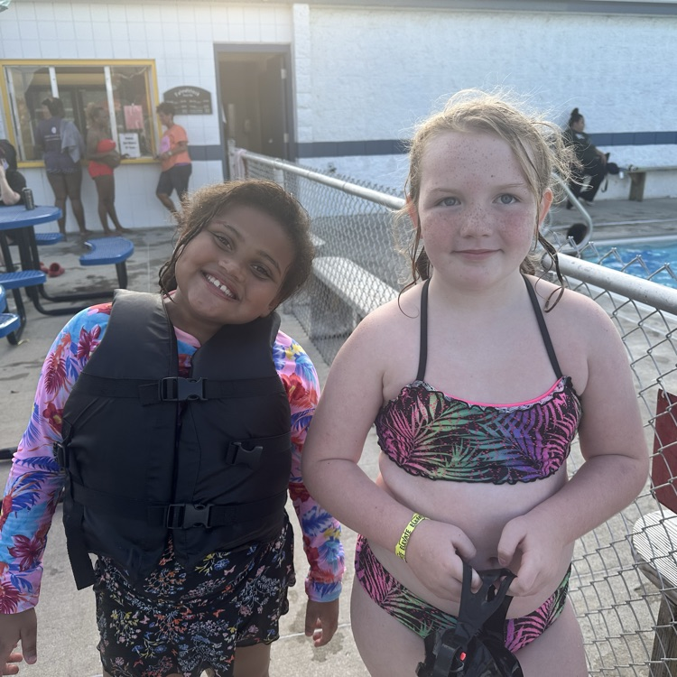 pool party