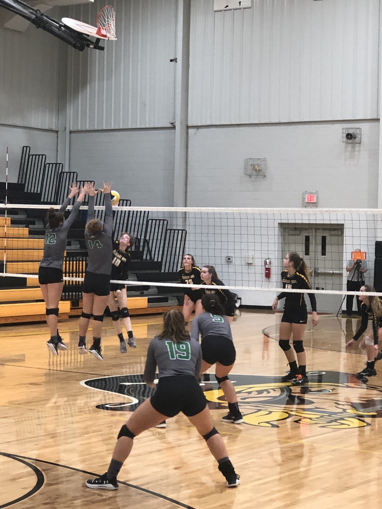 Pleasant Hope falls to Pierce City 16-25, 25-21, 25-21