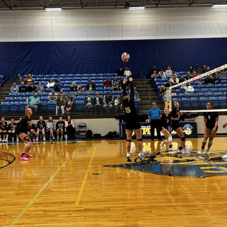 Lady Pirates District Volleyball 2025 7