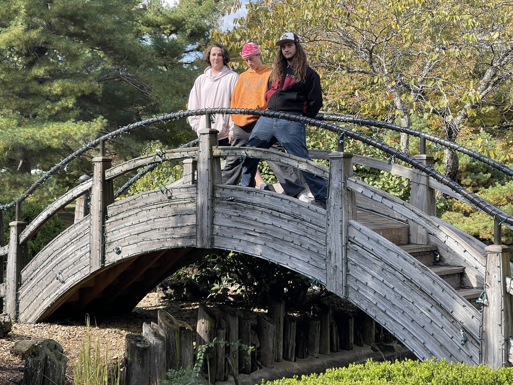 Mr. Keller’s High School  Geography class took a field trip to the Mizumoto Japanese Stroll Garden in Springfield.  The trip was a part of their study on Asian cultures.