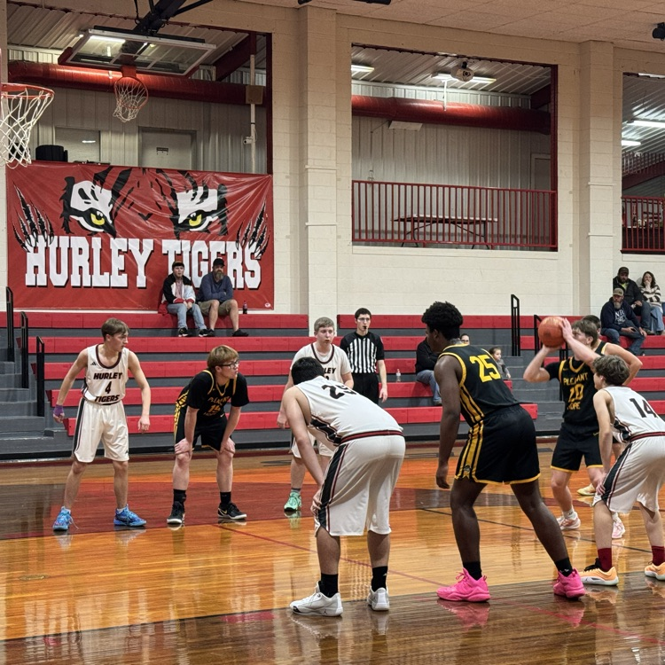 PH BOYS BBALL VS HURLEY 8