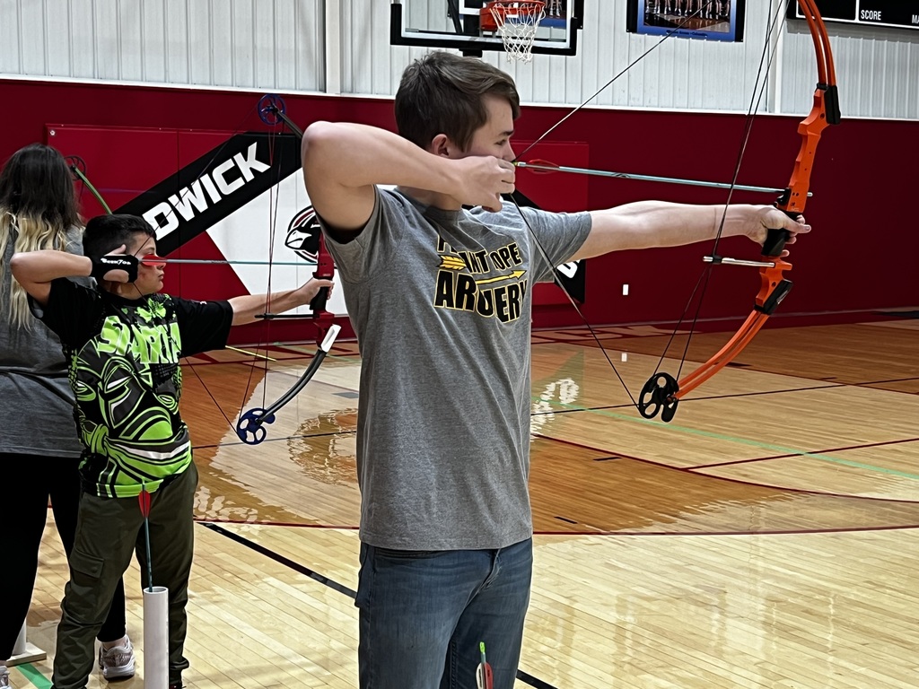Pleasant Hope Archery placed 2nd in the Chadwick Shootout this past Friday.