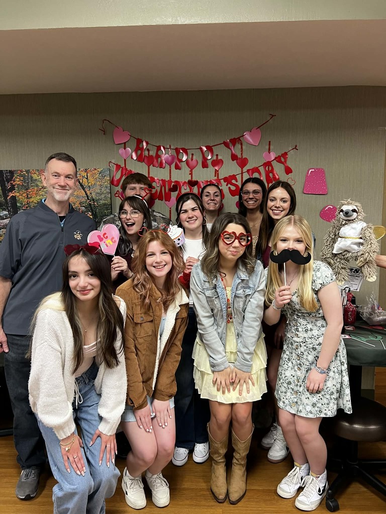 NHS students pose for picture.