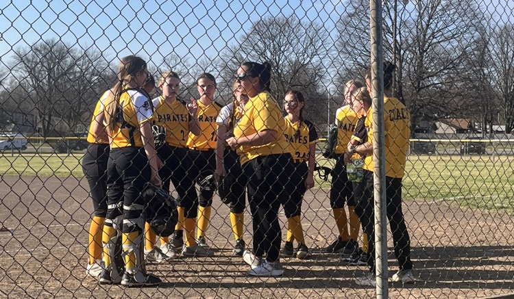 softball pirates vs fighting Irish 3