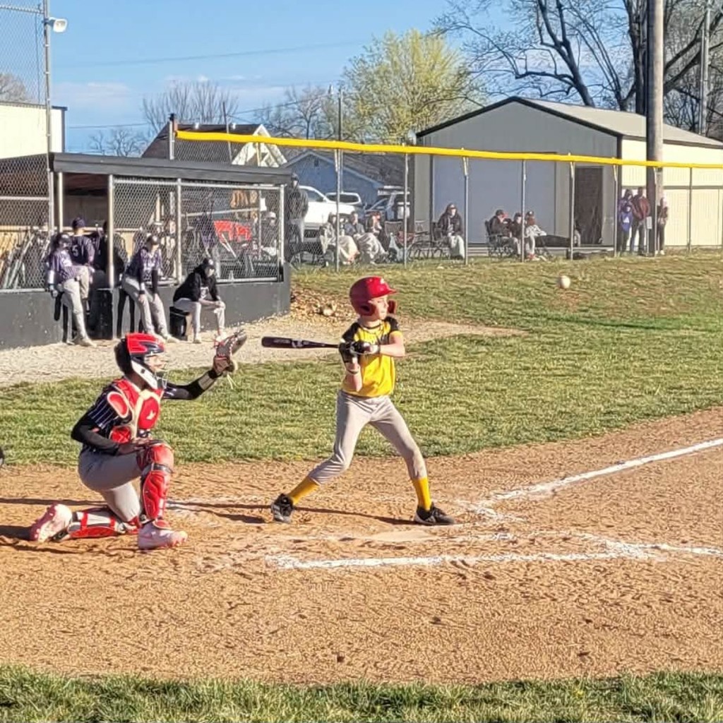 baseball player batting