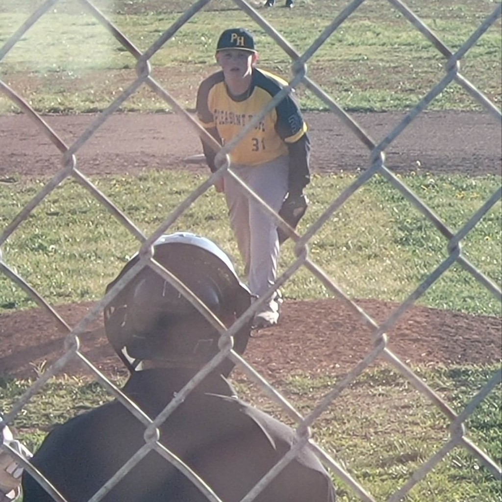 baseball player getting ready to pitch