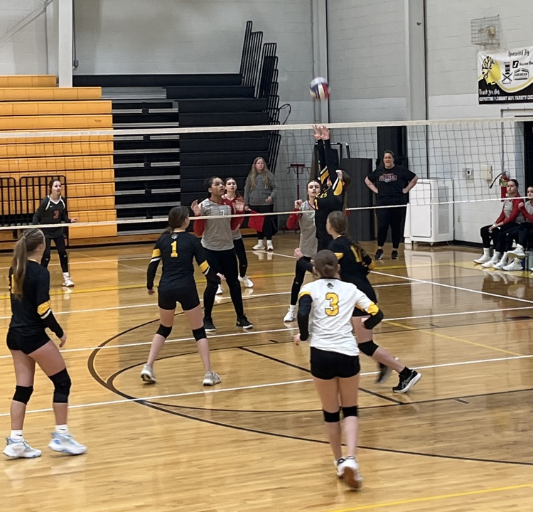 PHMS volleyball vs NCA 3