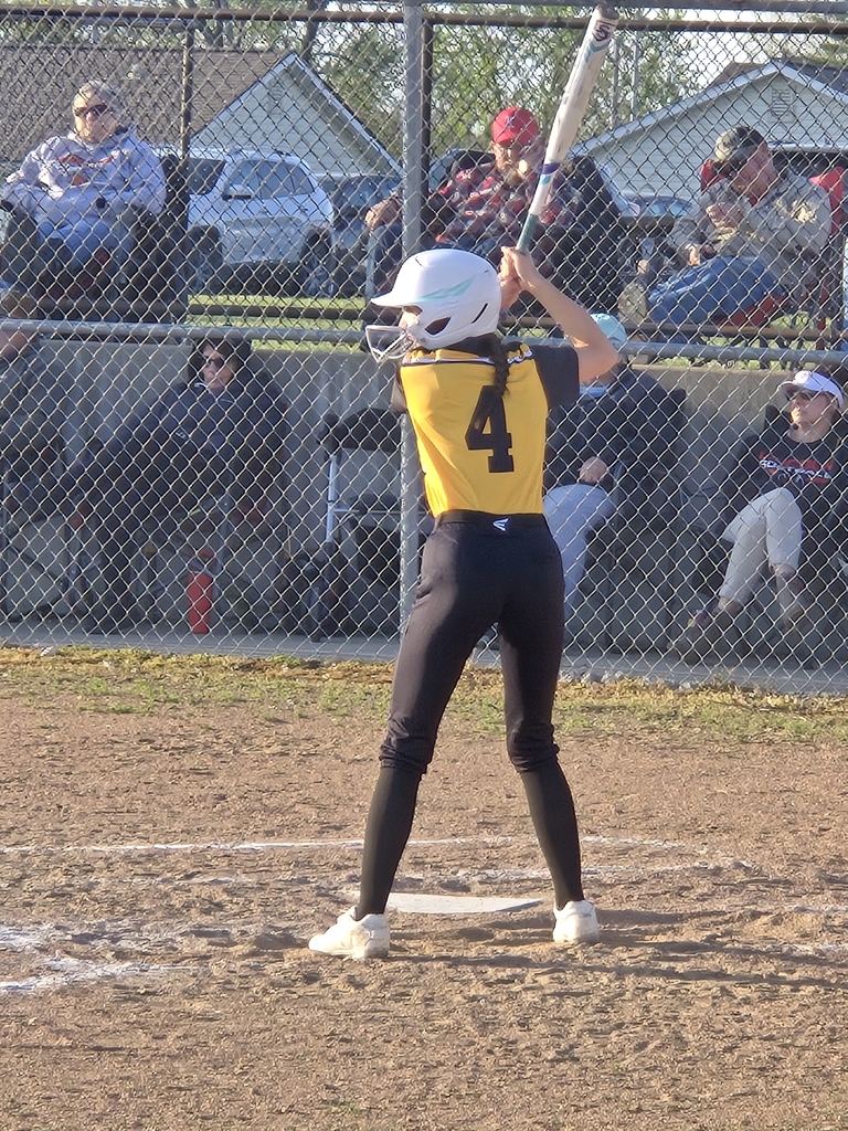 JV Lady Pirates fall to Lincoln 0-6.