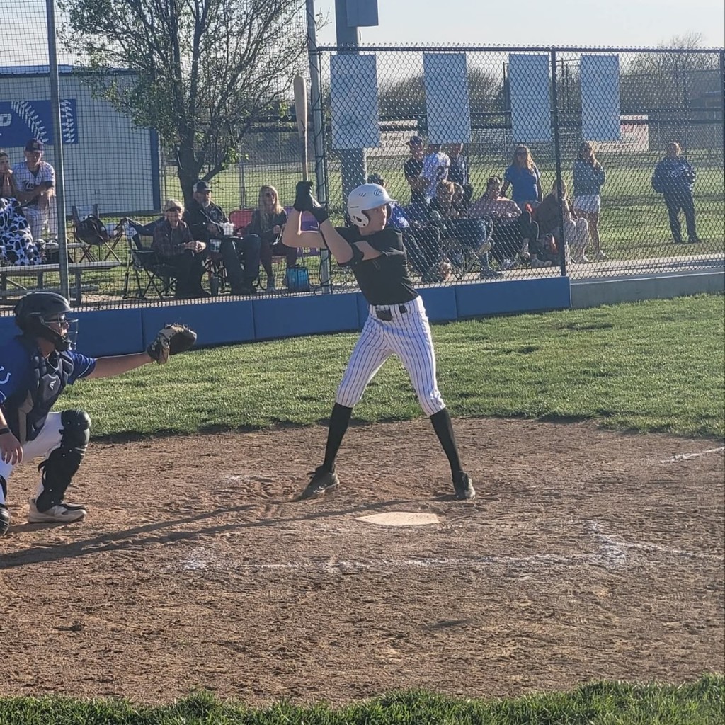 baseball player up to bat 