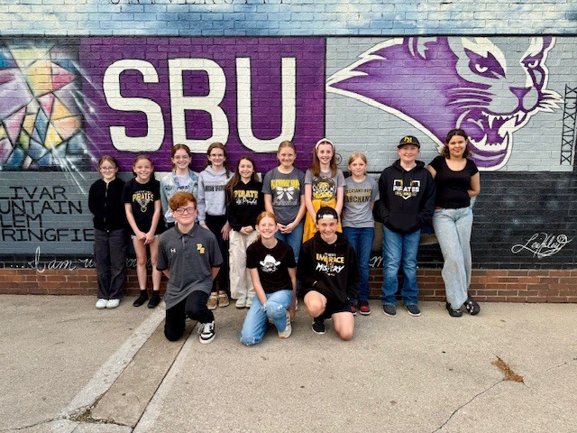 picture of PHMS 5/6 grade team members