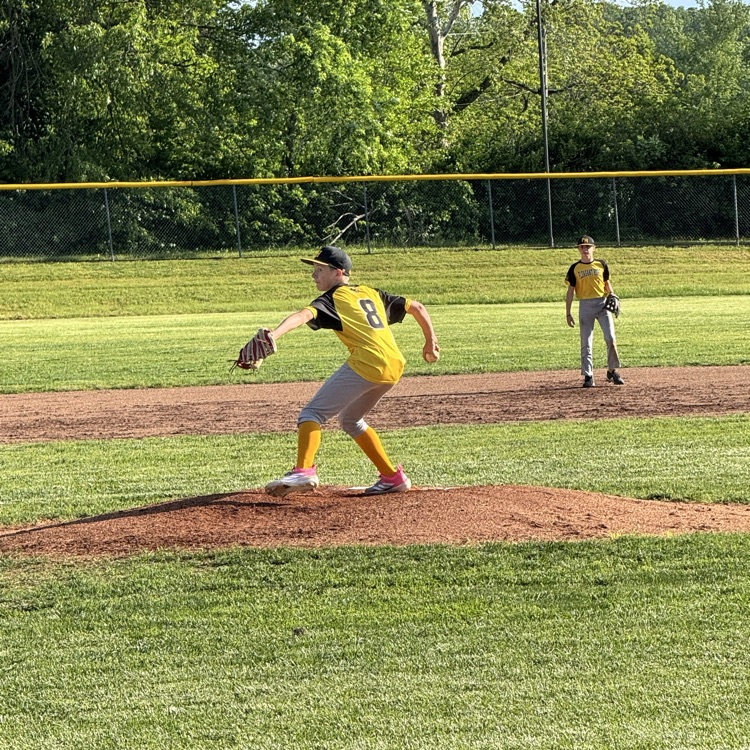 PHMS Boys Baseball vs. Crane 4-29 - 10