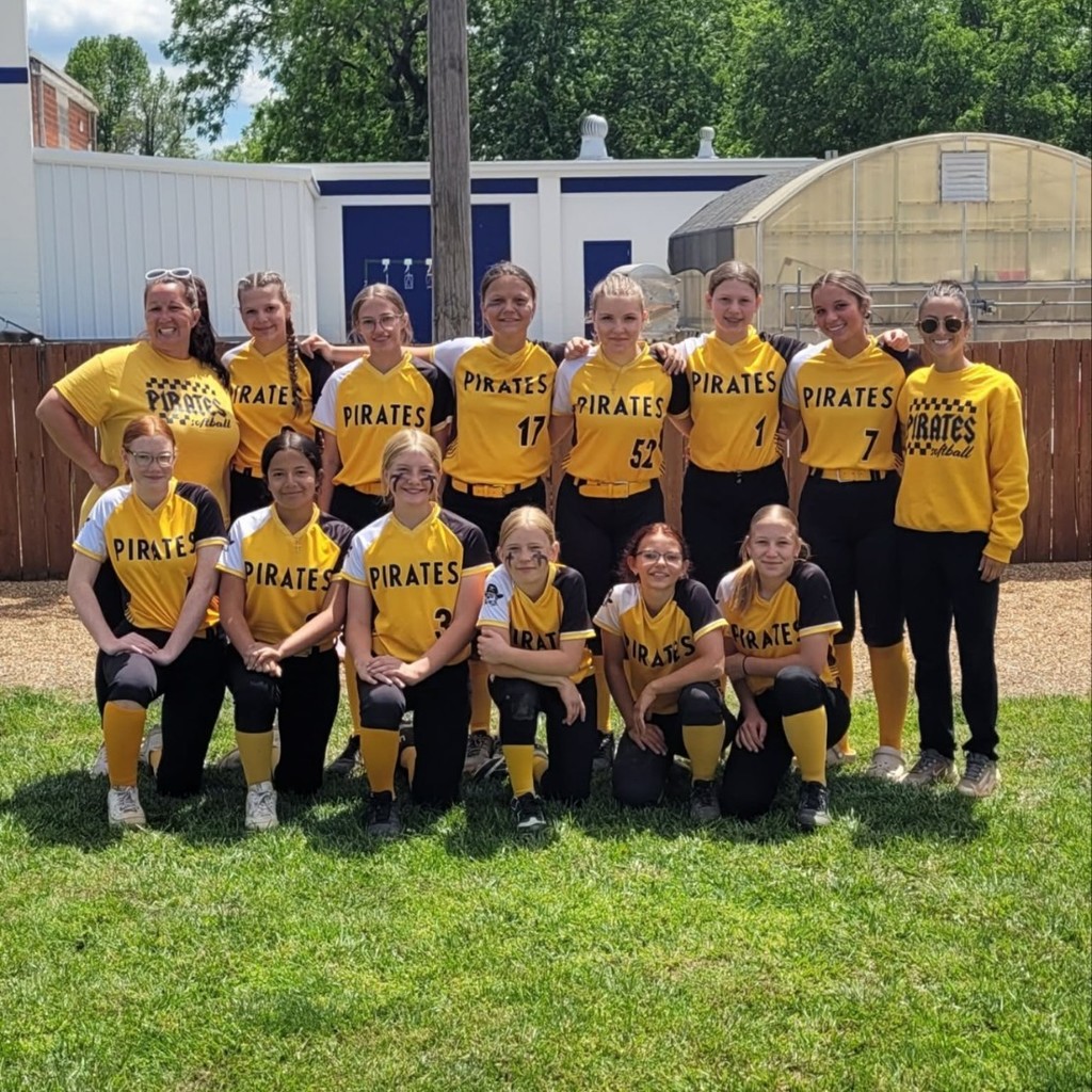 MS softball team photo