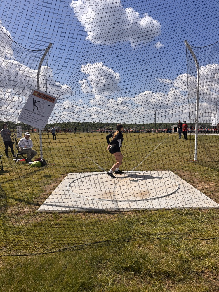 Harllow throwing disc. She took 8th!