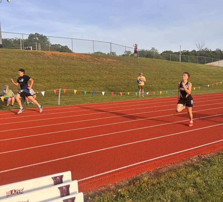Mason takes 3rd in the 400 