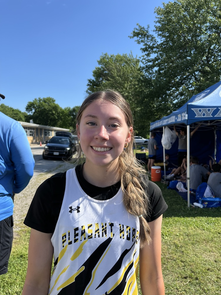 8th Place 200M Dash